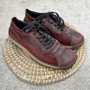 Dr. Martens Airwair Men’s 2B32 Vtg Red Leather Casual Driving Sneakers Shoes 9